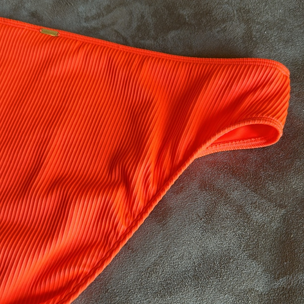 Hollister *NWOT* Women’s Neon Orange Ribbed Bikini Bottoms - Picture 14 of 15